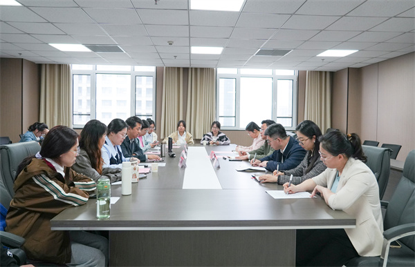 4 学生代表发言交流.JPG